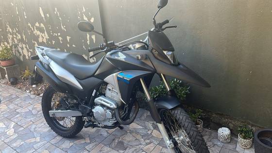 HONDA XRE 300 HONDA XRE 300